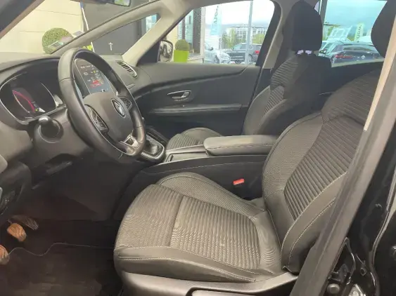 RENAULT SCENIC IV - voiture d'occasion - Photo 16