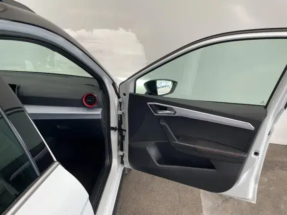 SEAT ARONA - voiture d'occasion - Photo 20