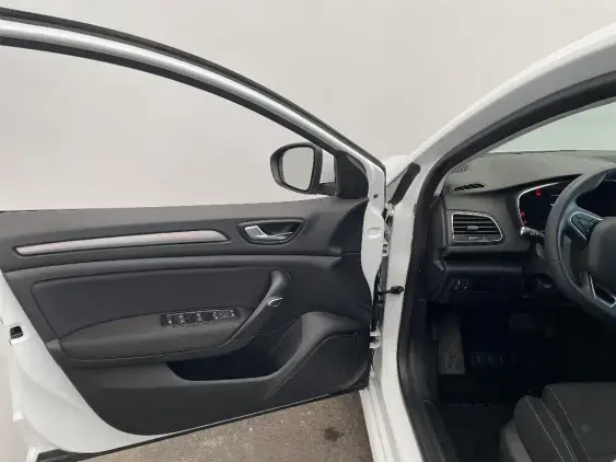 RENAULT MEGANE IV - voiture d'occasion - Photo 18