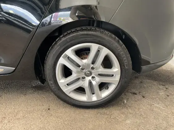 RENAULT CLIO ESTATE IV - voiture d'occasion - Photo 24