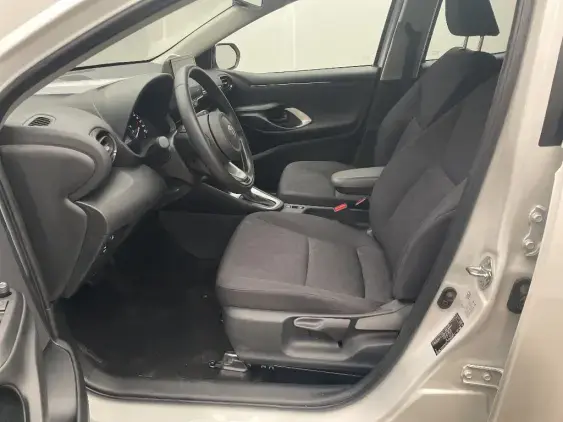 TOYOTA YARIS IV - voiture d'occasion - Photo 18