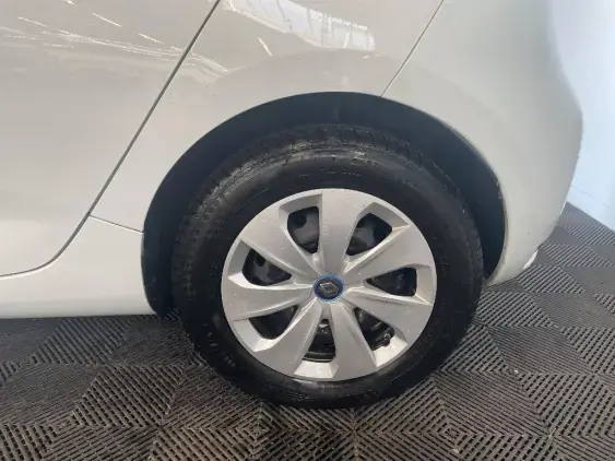 RENAULT ZOE - voiture d'occasion - Photo 24