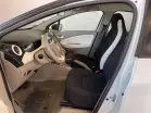 RENAULT ZOE - Photo 18