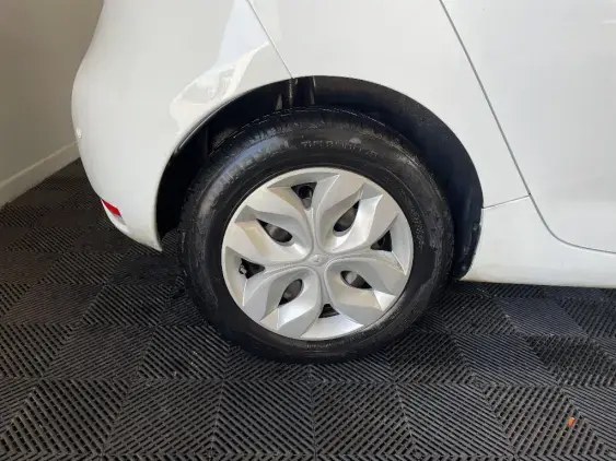 RENAULT ZOE - voiture d'occasion - Photo 25