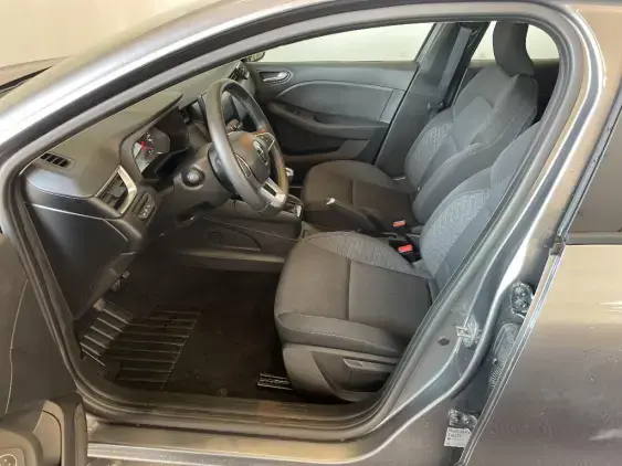 RENAULT CLIO V - voiture d'occasion - Photo 18