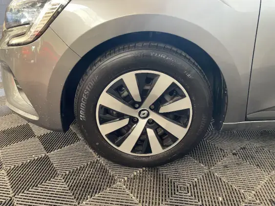 RENAULT CLIO V - voiture d'occasion - Photo 23