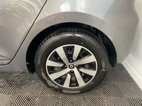 RENAULT CLIO V - voiture d'occasion - Photo 24