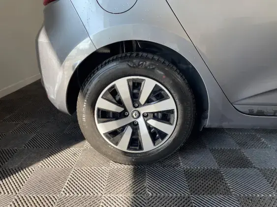 RENAULT CLIO V - voiture d'occasion - Photo 25