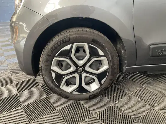 RENAULT TWINGO ELECTRIQUE III - voiture d'occasion - Photo 23