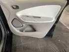 RENAULT ZOE - Photo 20