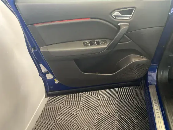 RENAULT CAPTUR II - voiture d'occasion - Photo 19