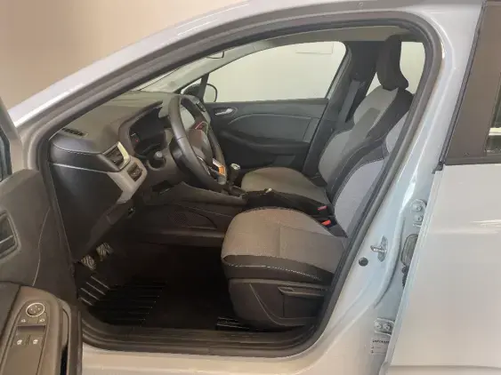 RENAULT CLIO V - voiture d'occasion - Photo 18