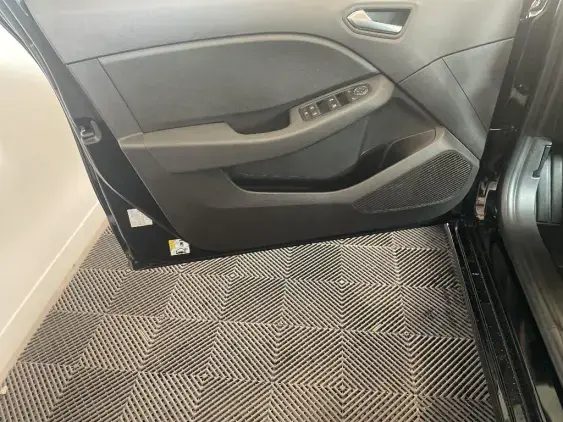 RENAULT CLIO V - voiture d'occasion - Photo 19