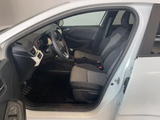 RENAULT CLIO V - voiture d'occasion - Photo 18