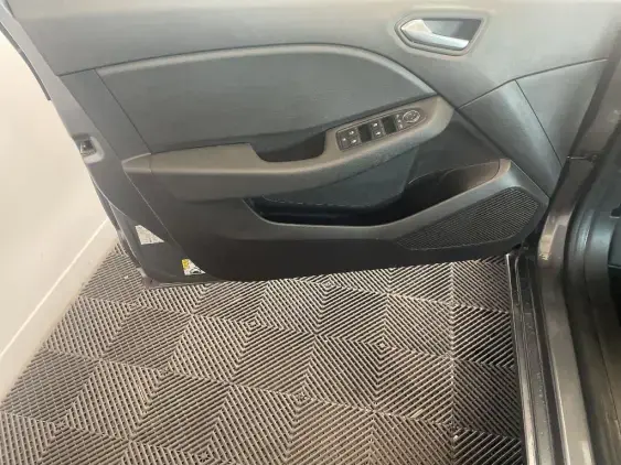 RENAULT CLIO V - voiture d'occasion - Photo 19