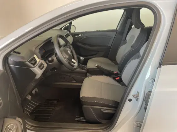 RENAULT CLIO V - voiture d'occasion - Photo 18