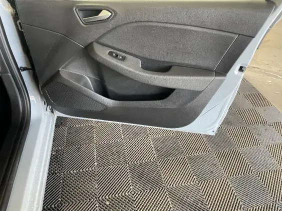 RENAULT CLIO V - voiture d'occasion - Photo 20