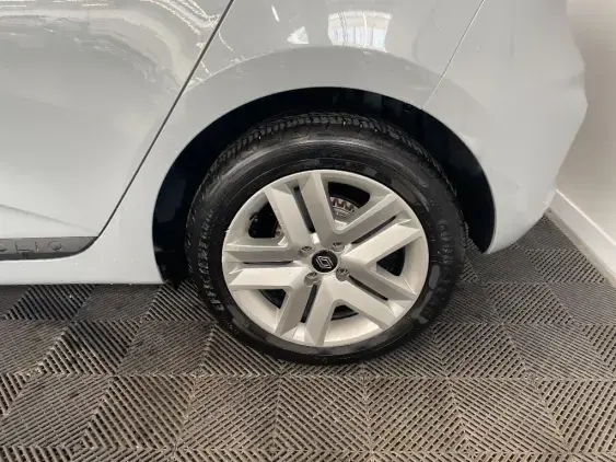 RENAULT CLIO V - voiture d'occasion - Photo 24