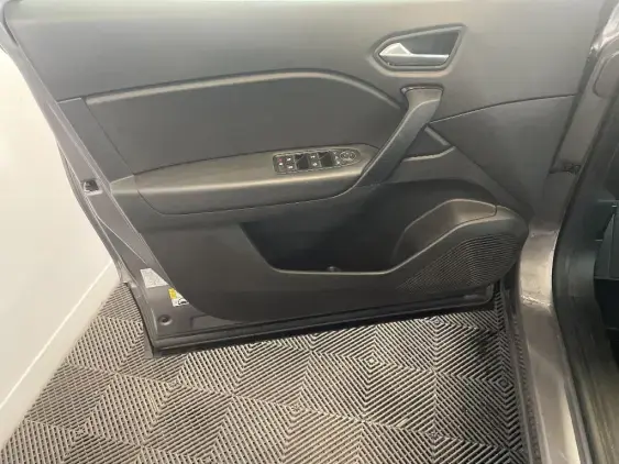 RENAULT CAPTUR II - voiture d'occasion - Photo 19