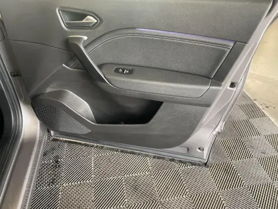 RENAULT CAPTUR II - voiture d'occasion - Photo 20