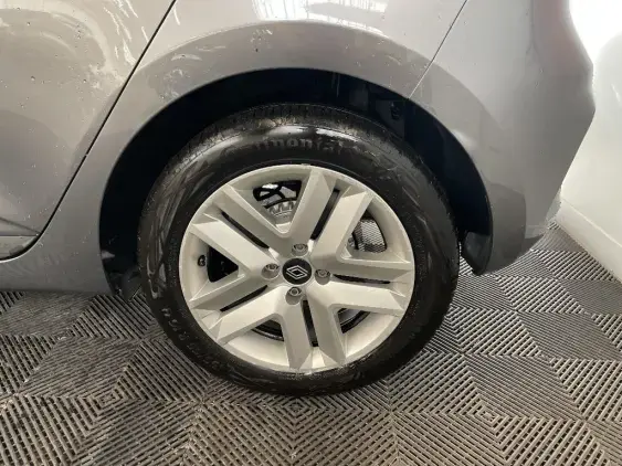 RENAULT CLIO V - voiture d'occasion - Photo 24