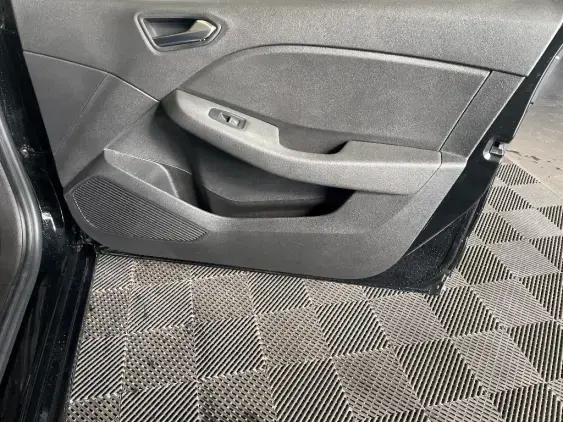 RENAULT CLIO V - voiture d'occasion - Photo 20