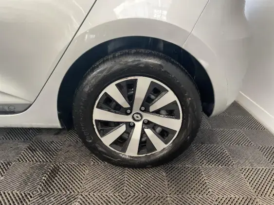 RENAULT CLIO V - voiture d'occasion - Photo 24