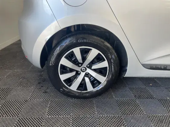 RENAULT CLIO V - voiture d'occasion - Photo 25