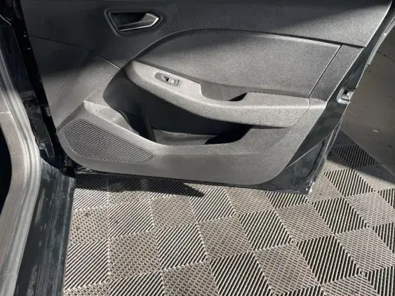 RENAULT CLIO V - voiture d'occasion - Photo 20