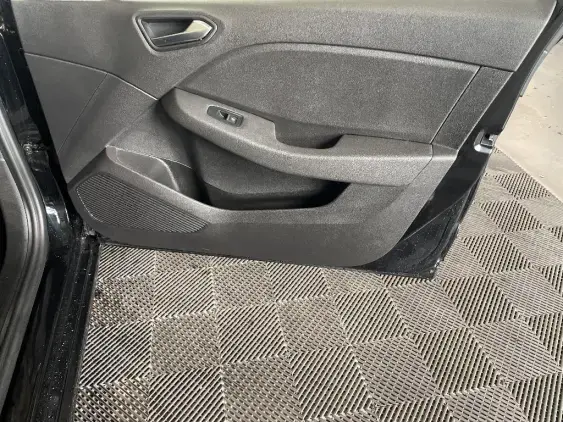 RENAULT CLIO V - voiture d'occasion - Photo 20