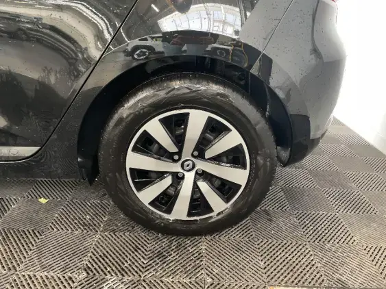 RENAULT CLIO V - voiture d'occasion - Photo 24