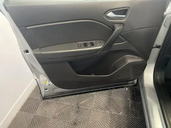 RENAULT CAPTUR II - voiture d'occasion - Photo 19