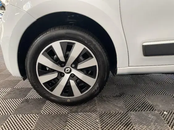 RENAULT TWINGO III - voiture d'occasion - Photo 23