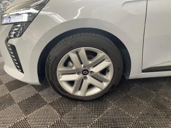 RENAULT CLIO V - voiture d'occasion - Photo 23