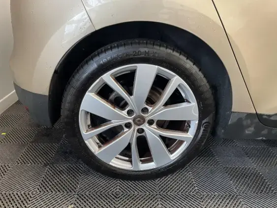 RENAULT SCENIC IV - voiture d'occasion - Photo 25