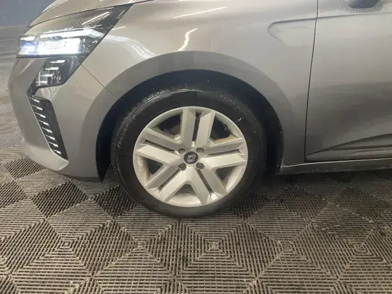 RENAULT CLIO V - voiture d'occasion - Photo 23