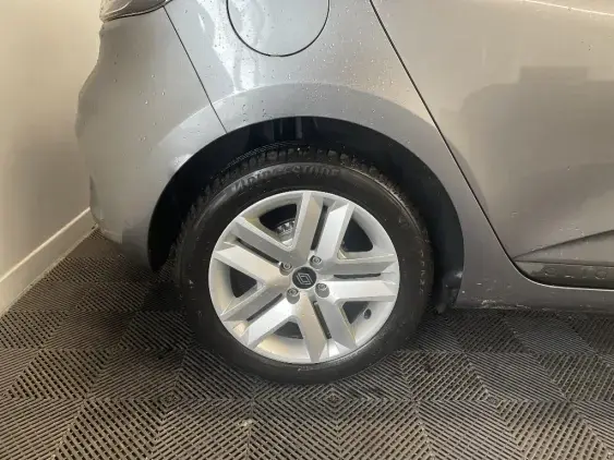 RENAULT CLIO V - voiture d'occasion - Photo 25