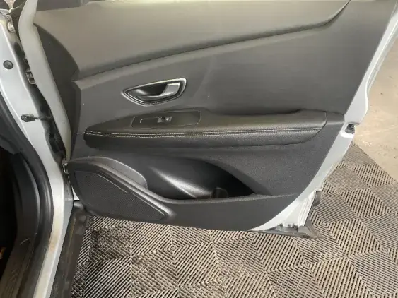 RENAULT GRAND SCENIC IV - voiture d'occasion - Photo 20