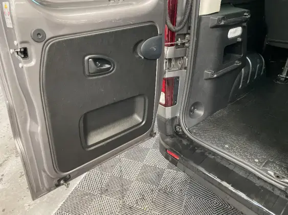 RENAULT TRAFIC NAVETTE III - voiture d'occasion - Photo 16