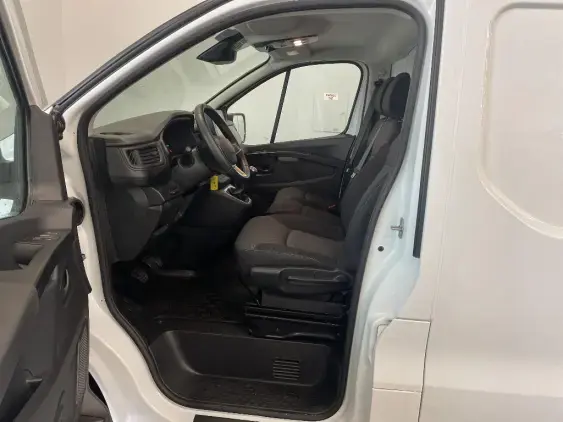 RENAULT TRAFIC FG III - voiture d'occasion - Photo 18