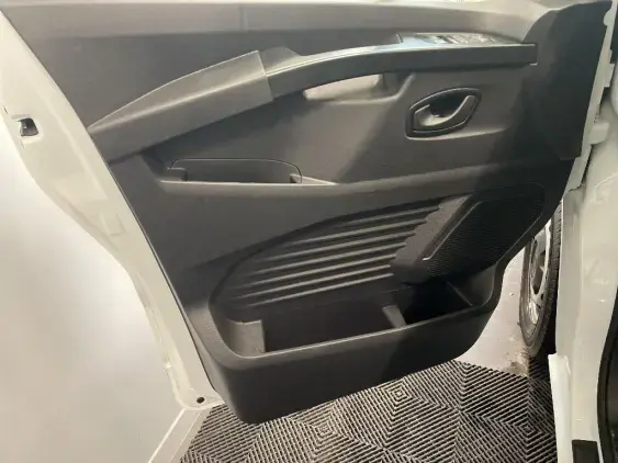 RENAULT TRAFIC FG III - voiture d'occasion - Photo 19