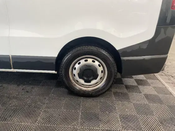 RENAULT TRAFIC FG III - voiture d'occasion - Photo 24