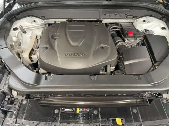 VOLVO XC60 II - voiture d'occasion - Photo 21