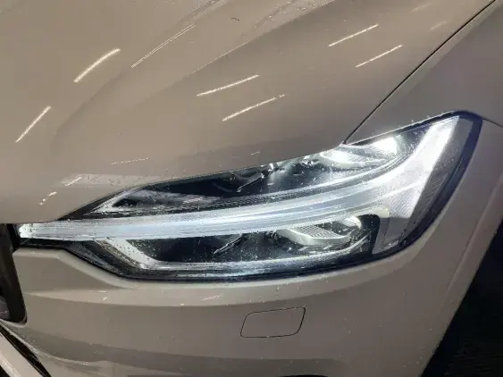 VOLVO XC60 II - voiture d'occasion - Photo 22