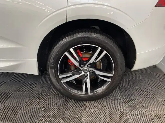 VOLVO XC60 II - voiture d'occasion - Photo 24