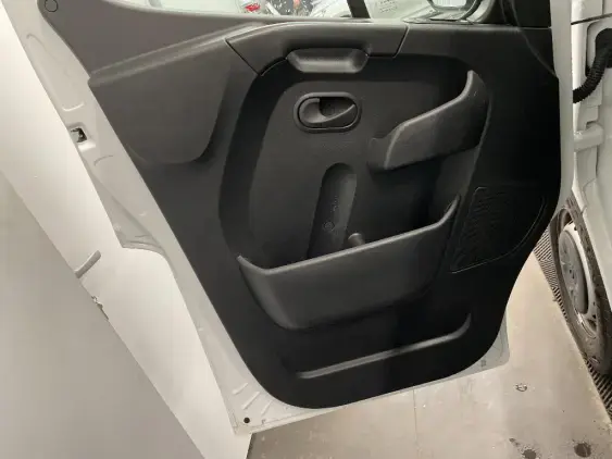 RENAULT MASTER FG III - voiture d'occasion - Photo 19