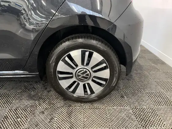 VOLKSWAGEN E-UP! II - voiture d'occasion - Photo 24