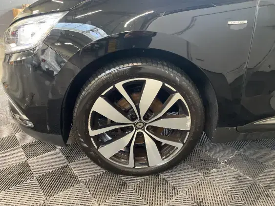 RENAULT SCENIC IV - voiture d'occasion - Photo 22