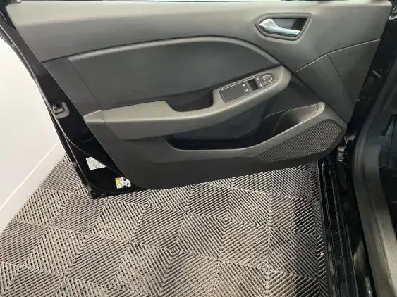 RENAULT CLIO V - voiture d'occasion - Photo 19