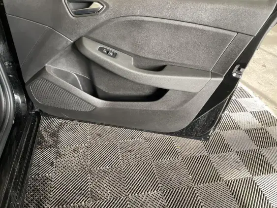 RENAULT CLIO V - voiture d'occasion - Photo 20